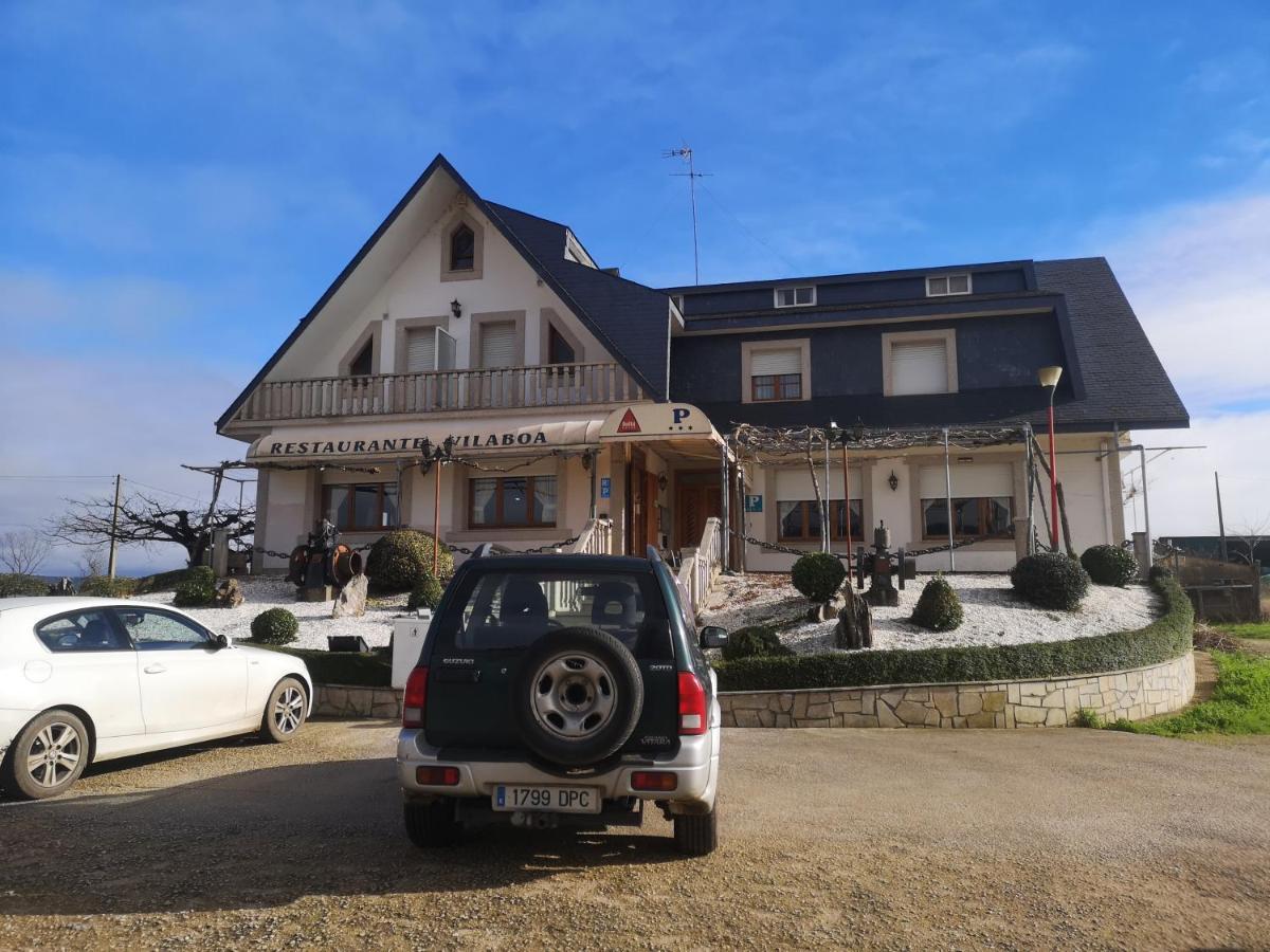 Pension - Restaurante Vilaboa Bóveda エクステリア 写真